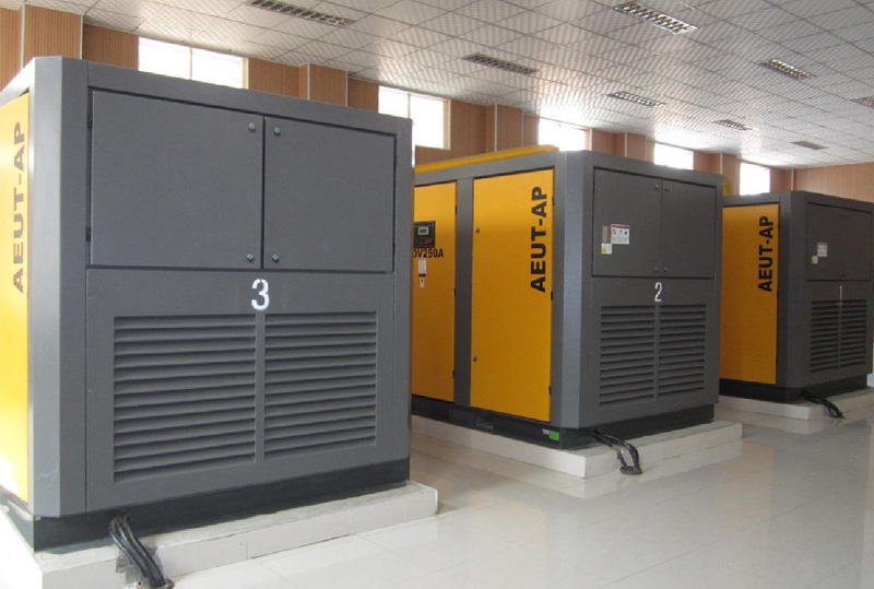 【永城煤電控股集團有限公司】 AEDV-250A(250KW)變頻式空壓機使用現場